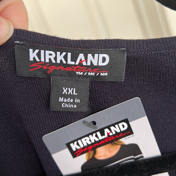 Kirkland ladies crew neck sweater - blue and white stripe - size XXL - NWT - Picture 4 of 5